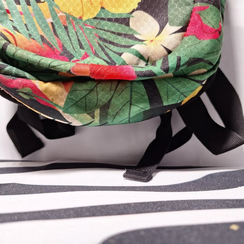 Vibedration Hydration Backpack w/o bladder - Tropical - Used